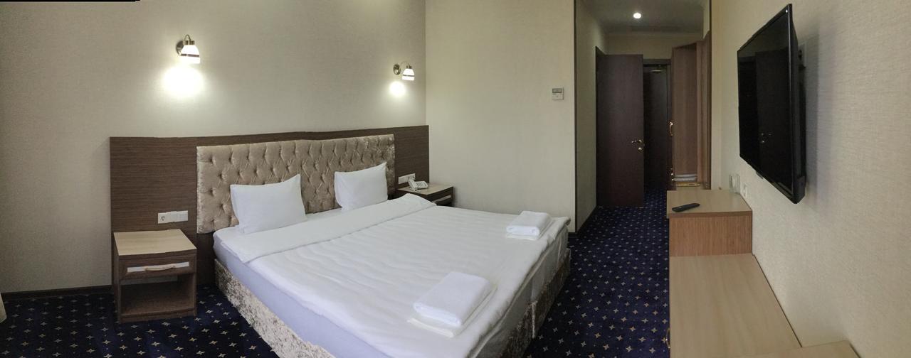 Hotel Khanaka Turkistan Екстер'єр фото