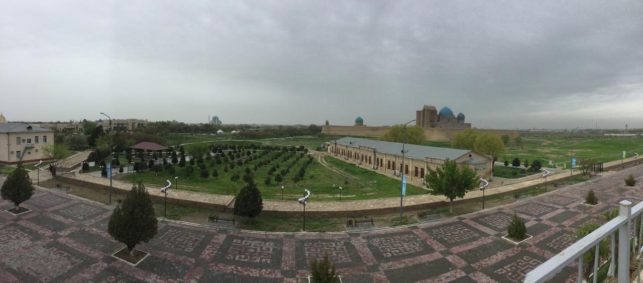 Hotel Khanaka Turkistan Екстер'єр фото