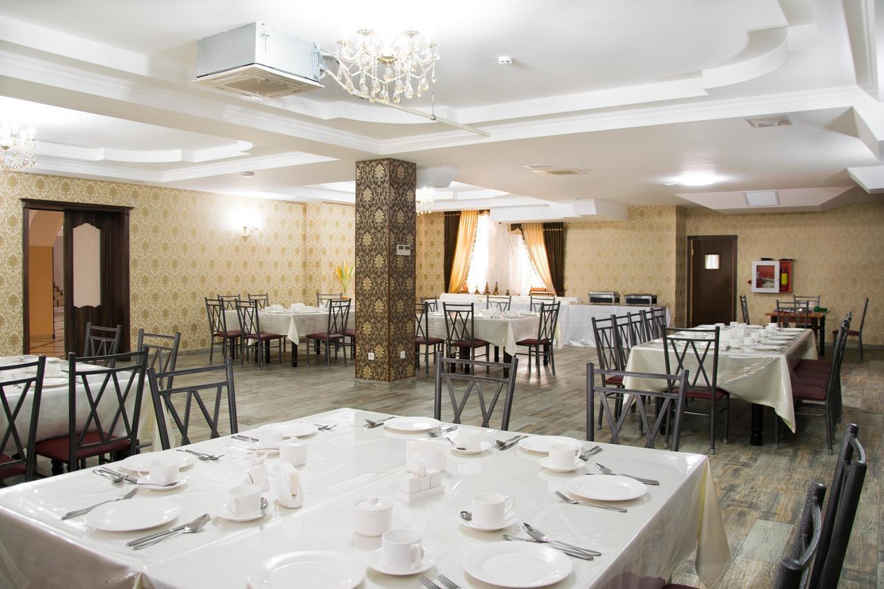Hotel Khanaka Turkistan Екстер'єр фото